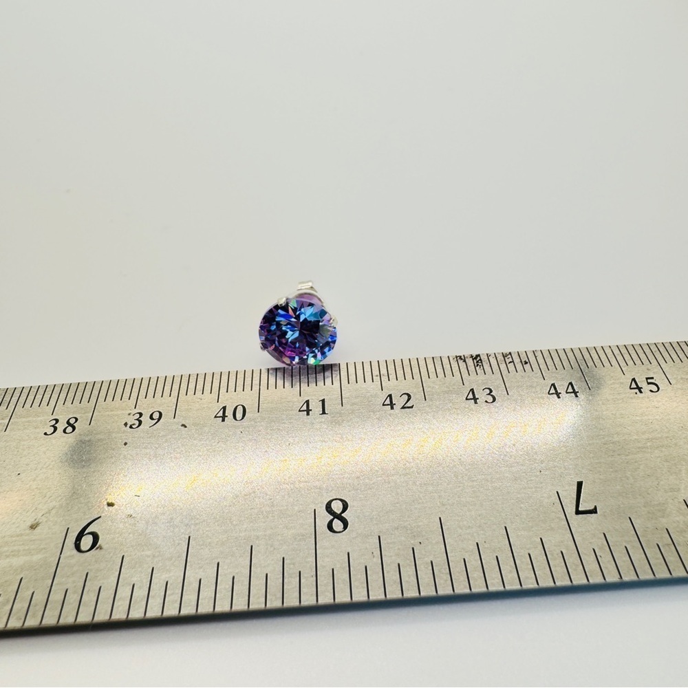 Brand New 10mm Lavender Round CZ Stud 925 Sterling Silver Earrings - Picture 5 of 5